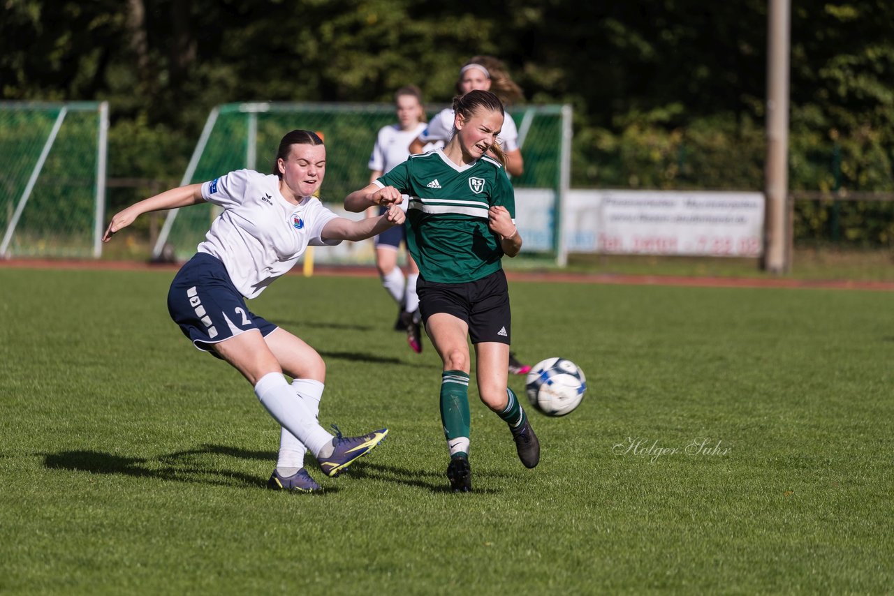 Bild 159 - wBJ VfL Pinneberg - Rissen : Ergebnis: 8:0